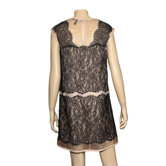 NWOT BCBG Maxazria Lace Dress - Picture 7 of 15